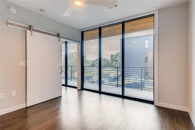 900 S 1st ST 310, Austin, TX 78704