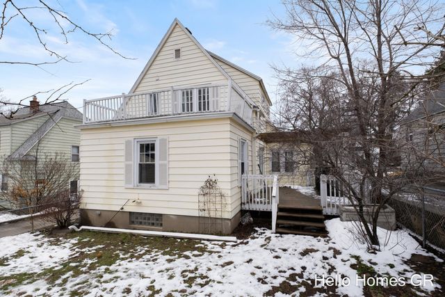 450 Kenwood Street Ne, City Of Grand Rapids, MI 49505