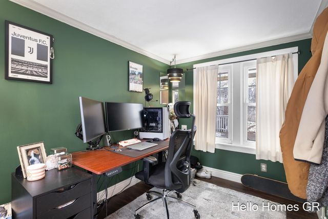 450 Kenwood Street Ne, City Of Grand Rapids, MI 49505