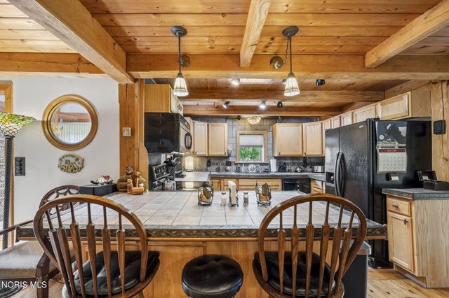 7715 Little Road, Sylvania, OH 43560