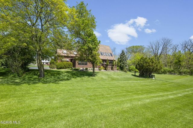 7715 Little Road, Sylvania, OH 43560