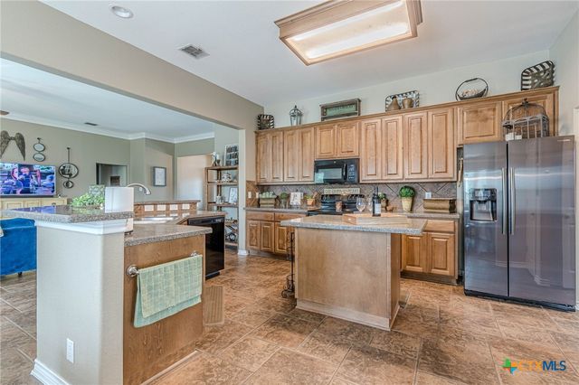 1021 Loma Verde Drive, New Braunfels, TX 78130