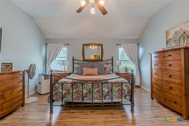 1021 Loma Verde Drive, New Braunfels, TX 78130