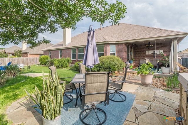 1021 Loma Verde Drive, New Braunfels, TX 78130