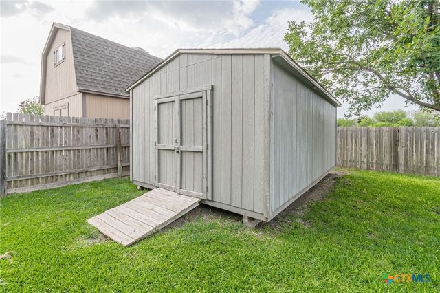 1021 Loma Verde Drive, New Braunfels, TX 78130