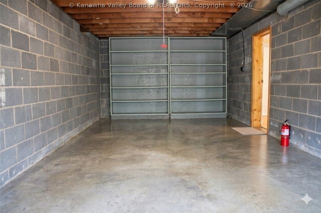 808 Wisteria Drive, South Charleston, WV 25309