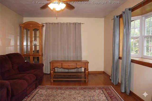 808 Wisteria Drive, South Charleston, WV 25309