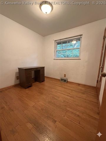 808 Wisteria Drive, South Charleston, WV 25309