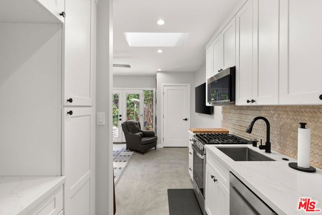 8102 Stewart Avenue, Westchester, CA 90045