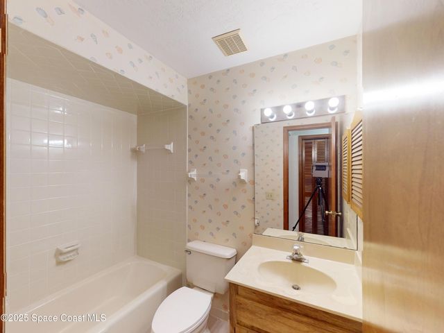 9017 Manchester Lane 21e, West Melbourne, FL 32904