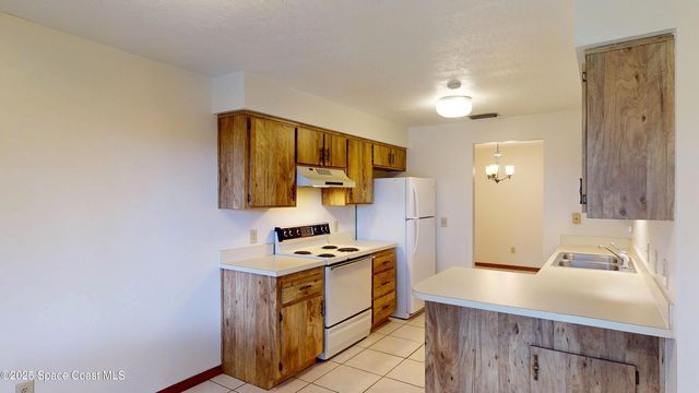 9017 Manchester Lane 21e, West Melbourne, FL 32904