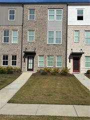 2680 Whistler NE Way, Lawrenceville, GA 30043