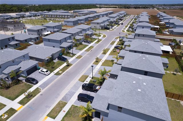 19579 SW 340th St 19579, Homestead, FL 33034