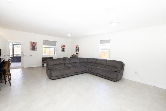 19579 SW 340th St 19579, Homestead, FL 33034