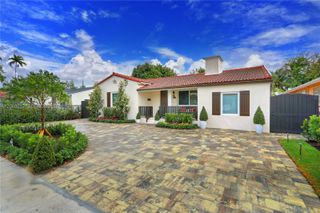 2368 SW 21st St Side, Miami, FL 33145