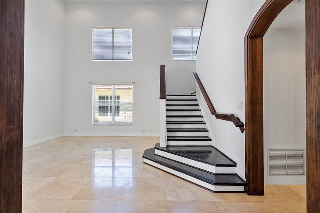 2013 Harbor View Circle, Weston, FL 33327