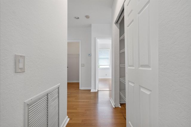 2013 Harbor View Circle, Weston, FL 33327