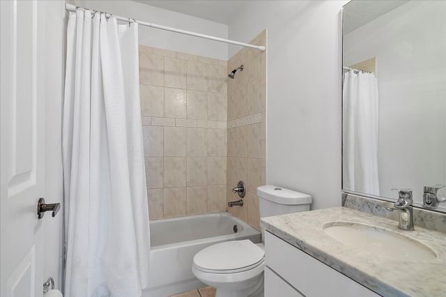 2013 Harbor View Circle, Weston, FL 33327