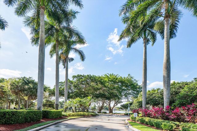 2013 Harbor View Circle, Weston, FL 33327