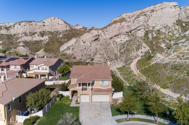 15503 Megan Drive, Canyon Country, CA 91387