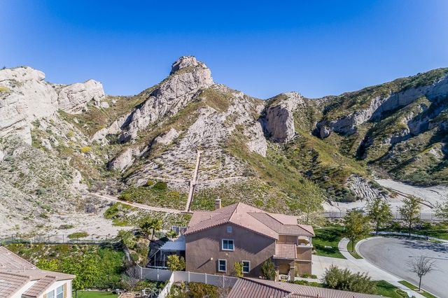 15503 Megan Drive, Canyon Country, CA 91387