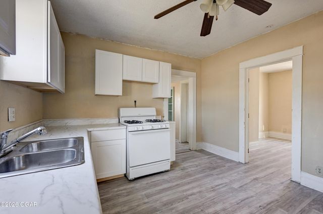 1417 W A Street, Joplin, MO 64801