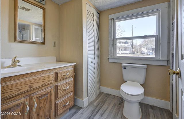 1417 W A Street, Joplin, MO 64801