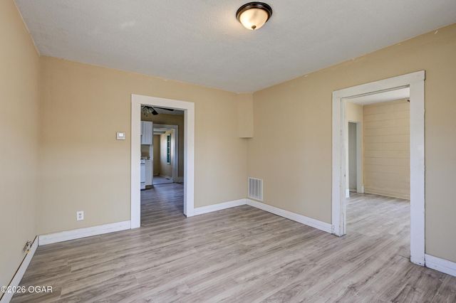 1417 W A Street, Joplin, MO 64801