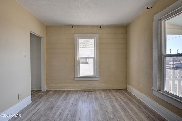 1417 W A Street, Joplin, MO 64801