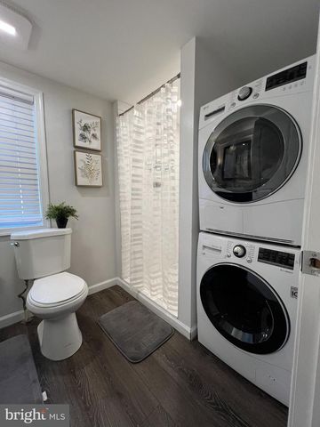 324 S CASTLE ST, Baltimore, MD 21231