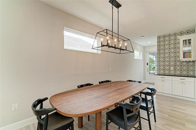 1079 WATERLINE COURT, Sarasota, FL 34240