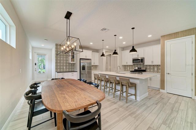 1079 WATERLINE COURT, Sarasota, FL 34240