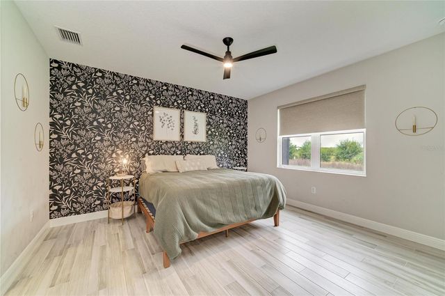 1079 WATERLINE COURT, Sarasota, FL 34240
