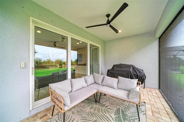 1079 WATERLINE COURT, Sarasota, FL 34240