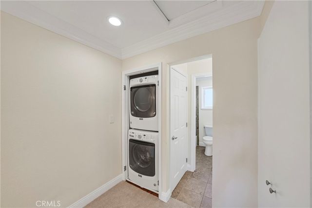 19868 Piccadilly Lane, Huntington Beach, CA 92646