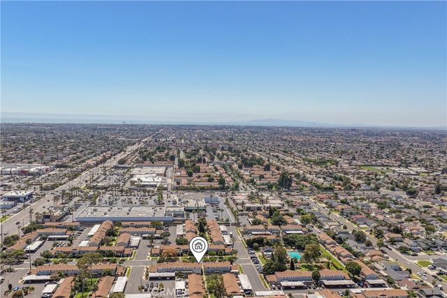 19868 Piccadilly Lane, Huntington Beach, CA 92646