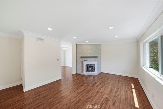 19868 Piccadilly Lane, Huntington Beach, CA 92646