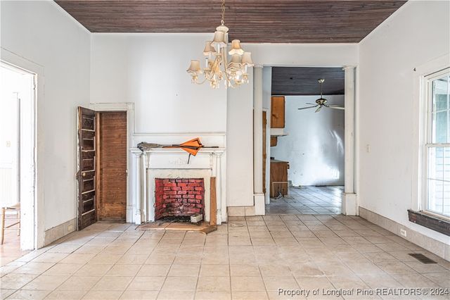 801 Monroe Street, Carthage, NC 28327