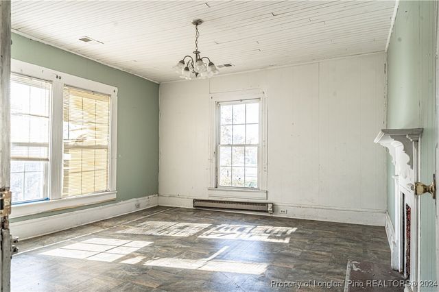 801 Monroe Street, Carthage, NC 28327