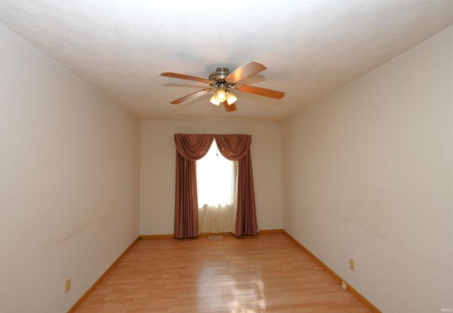 410 N 200 W, Winamac, IN 46996