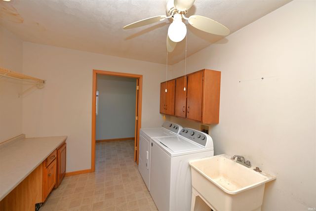 410 N 200 W, Winamac, IN 46996