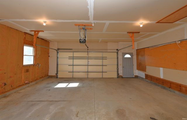 410 N 200 W, Winamac, IN 46996