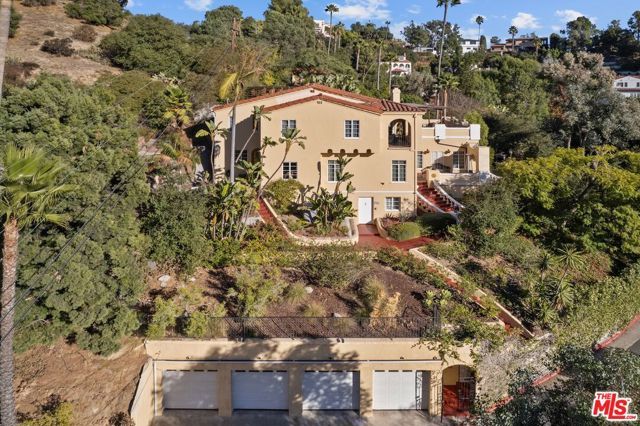 2856 Glendower Avenue, Los Angeles, CA 90027