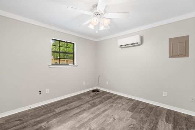 148 Copeland Loop, Romance, AR 72136