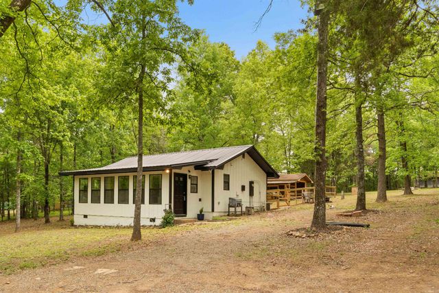 148 Copeland Loop, Romance, AR 72136