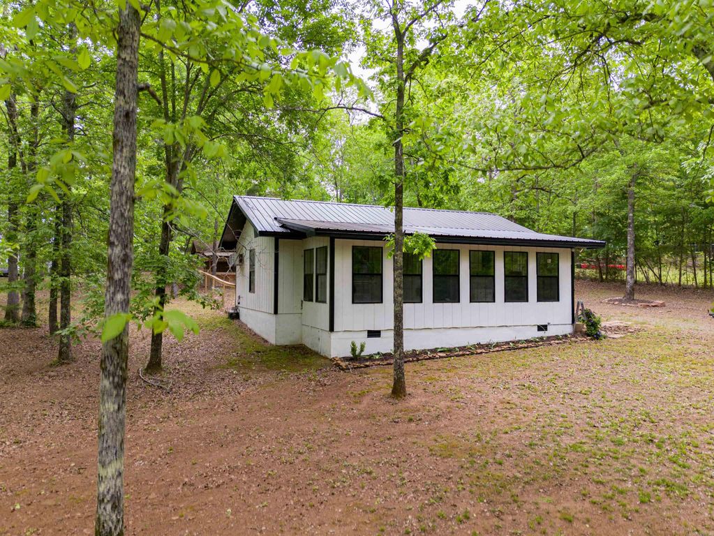 148 Copeland Loop, Romance, AR 72136