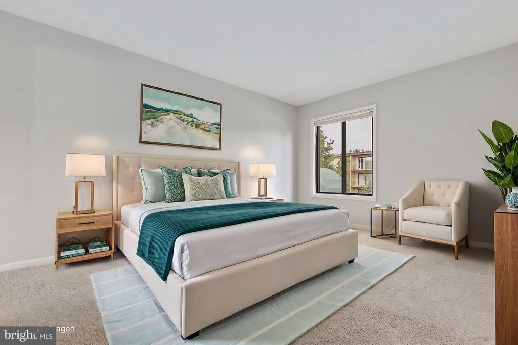 Image 21 of property listing at 6942 HANOVER PKWY #200, Greenbelt, MD 20770