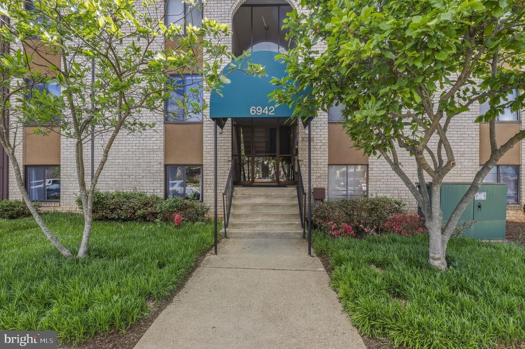 Image 29 of property listing at 6942 HANOVER PKWY #200, Greenbelt, MD 20770
