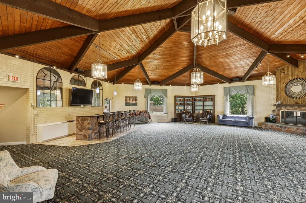 Image 35 of property listing at 6942 HANOVER PKWY #200, Greenbelt, MD 20770