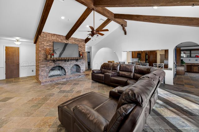 6307 FULTON Drive, Amarillo, TX 79109